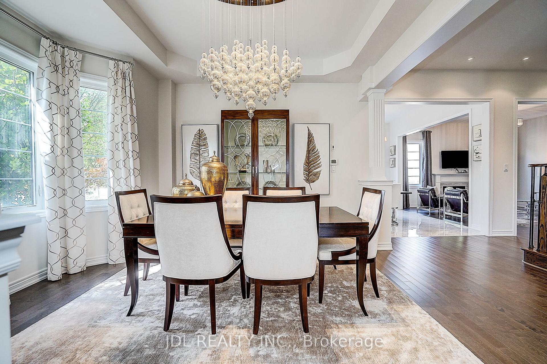 Photo 12 of 39 Jeffrey Nihda Crescent, Markham, Greensborough — HOMEH