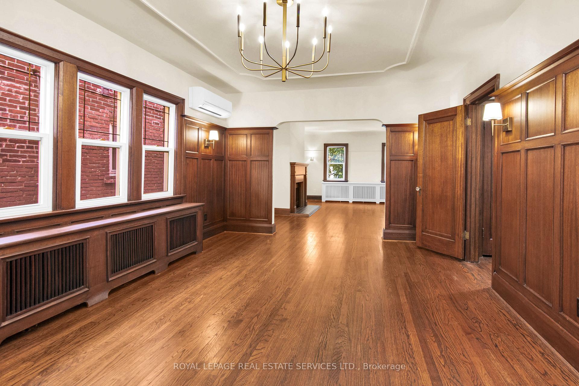 Photo 8 of Unit 2nd Floor, 113 Chaplin Crescent, Toronto, Forest Hill South — HOMEH