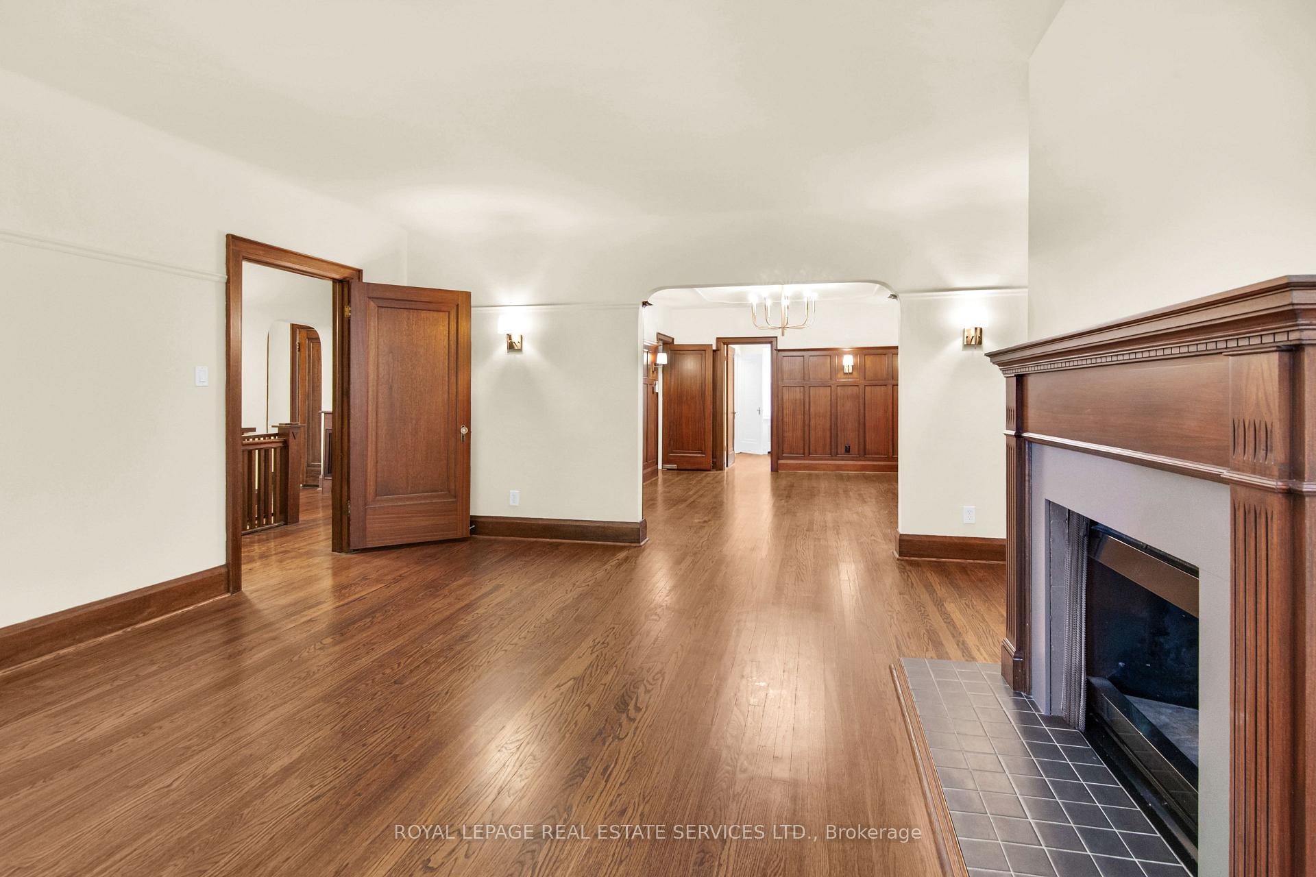 Photo 18 of Unit 2nd Floor, 113 Chaplin Crescent, Toronto, Forest Hill South — HOMEH