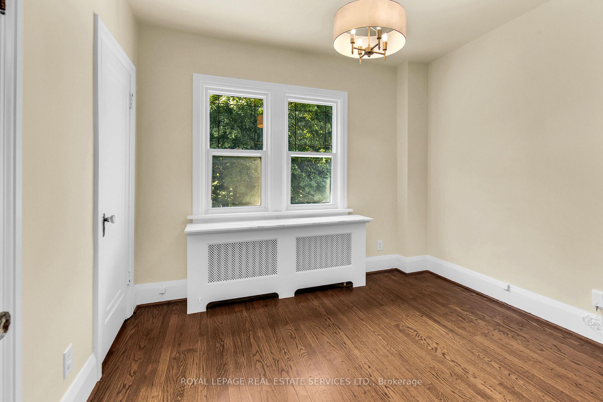 Photo 32 of Unit 2nd Floor, 113 Chaplin Crescent, Toronto, Forest Hill South — HOMEH