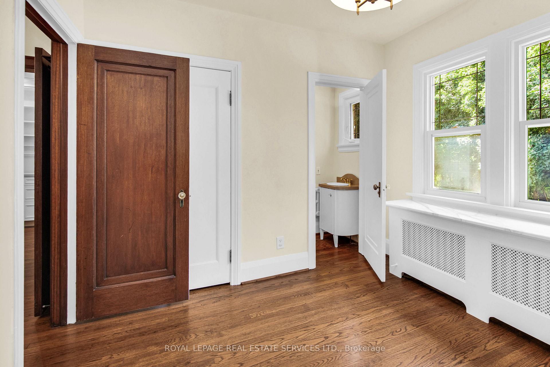 Photo 34 of Unit 2nd Floor, 113 Chaplin Crescent, Toronto, Forest Hill South — HOMEH