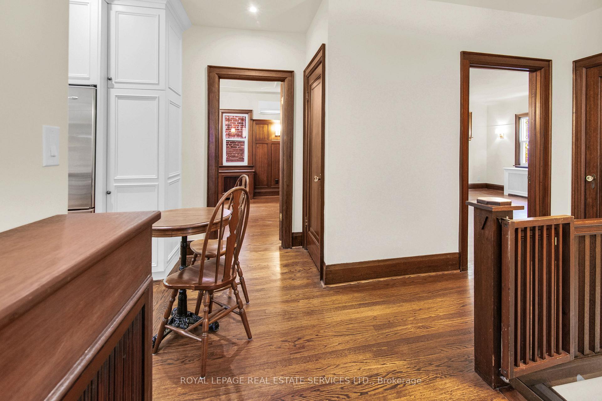 Photo 38 of Unit 2nd Floor, 113 Chaplin Crescent, Toronto, Forest Hill South — HOMEH