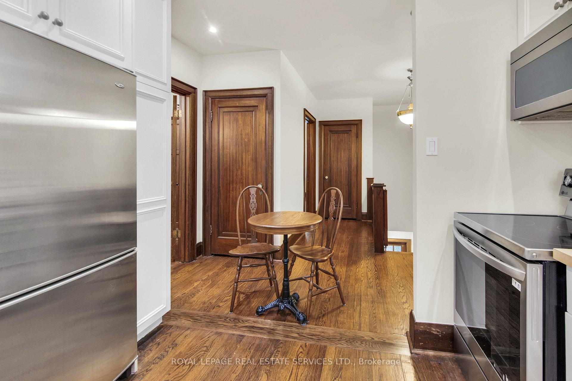 Photo 40 of Unit 2nd Floor, 113 Chaplin Crescent, Toronto, Forest Hill South — HOMEH