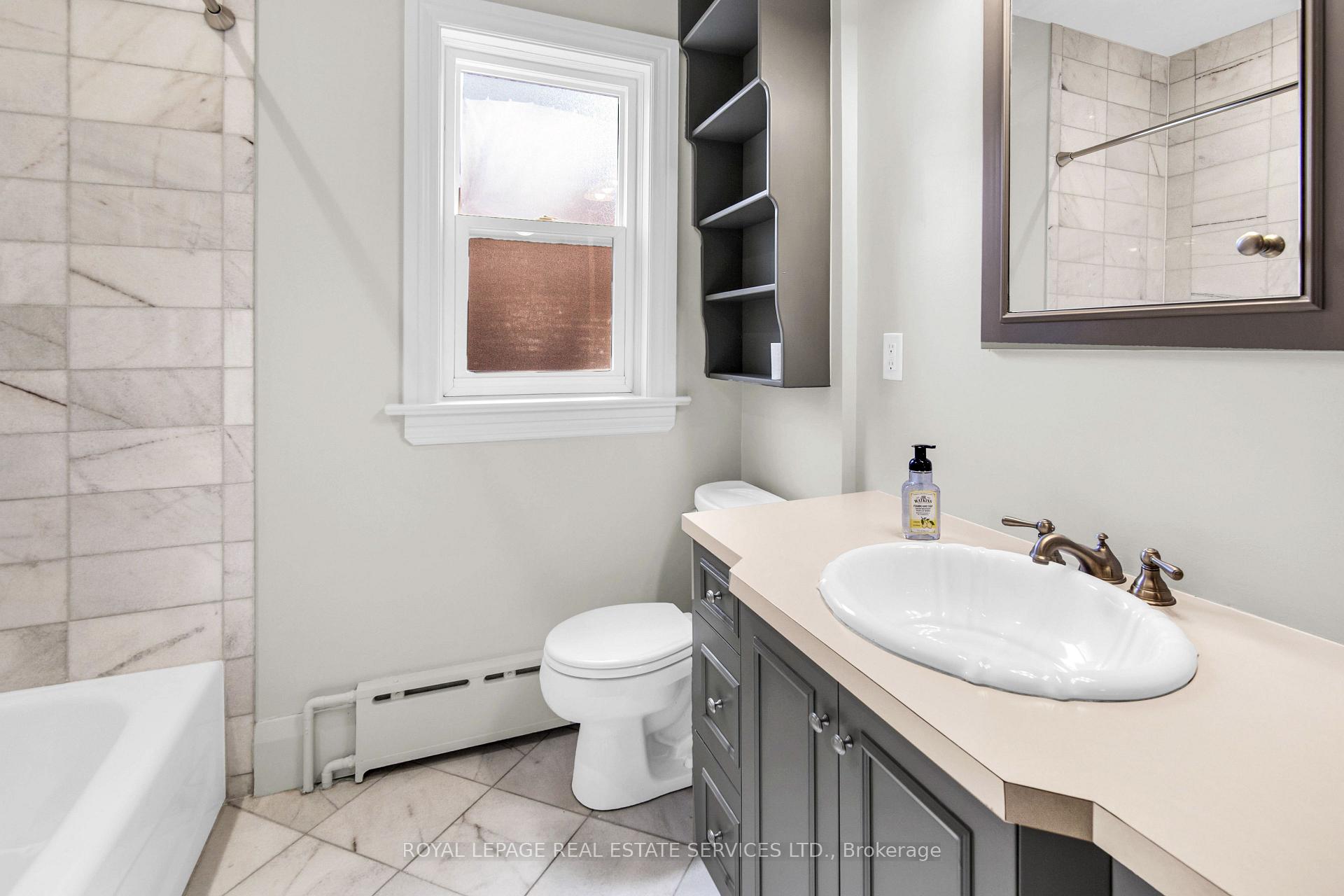 Photo 61 of Unit 2nd Floor, 113 Chaplin Crescent, Toronto, Forest Hill South — HOMEH
