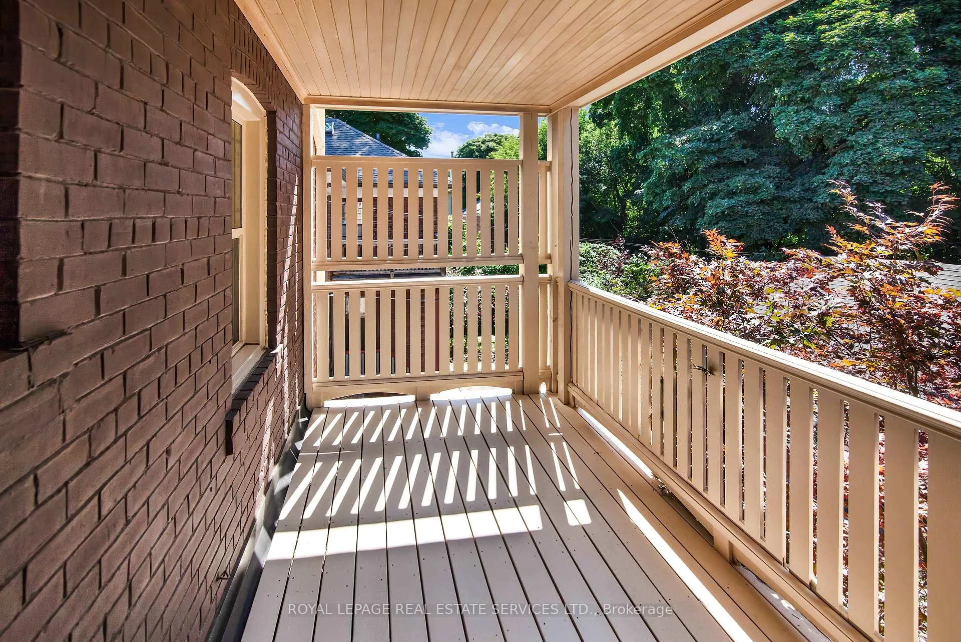 Photo 19 of Unit 2nd Floor, 113 Chaplin Crescent, Toronto, Forest Hill South — HOMEH