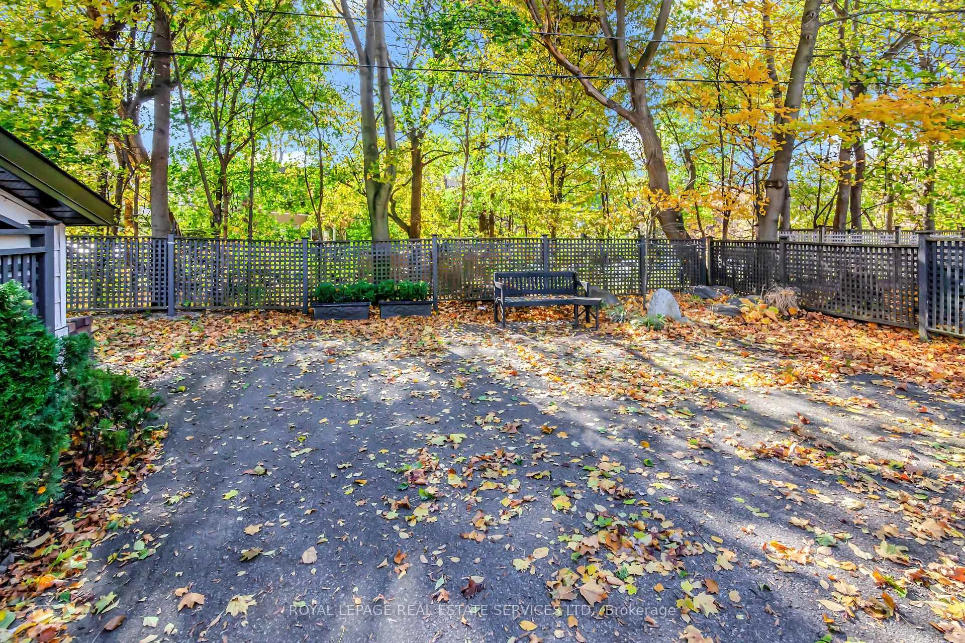 Photo 33 of Unit 2nd Floor, 113 Chaplin Crescent, Toronto, Forest Hill South — HOMEH