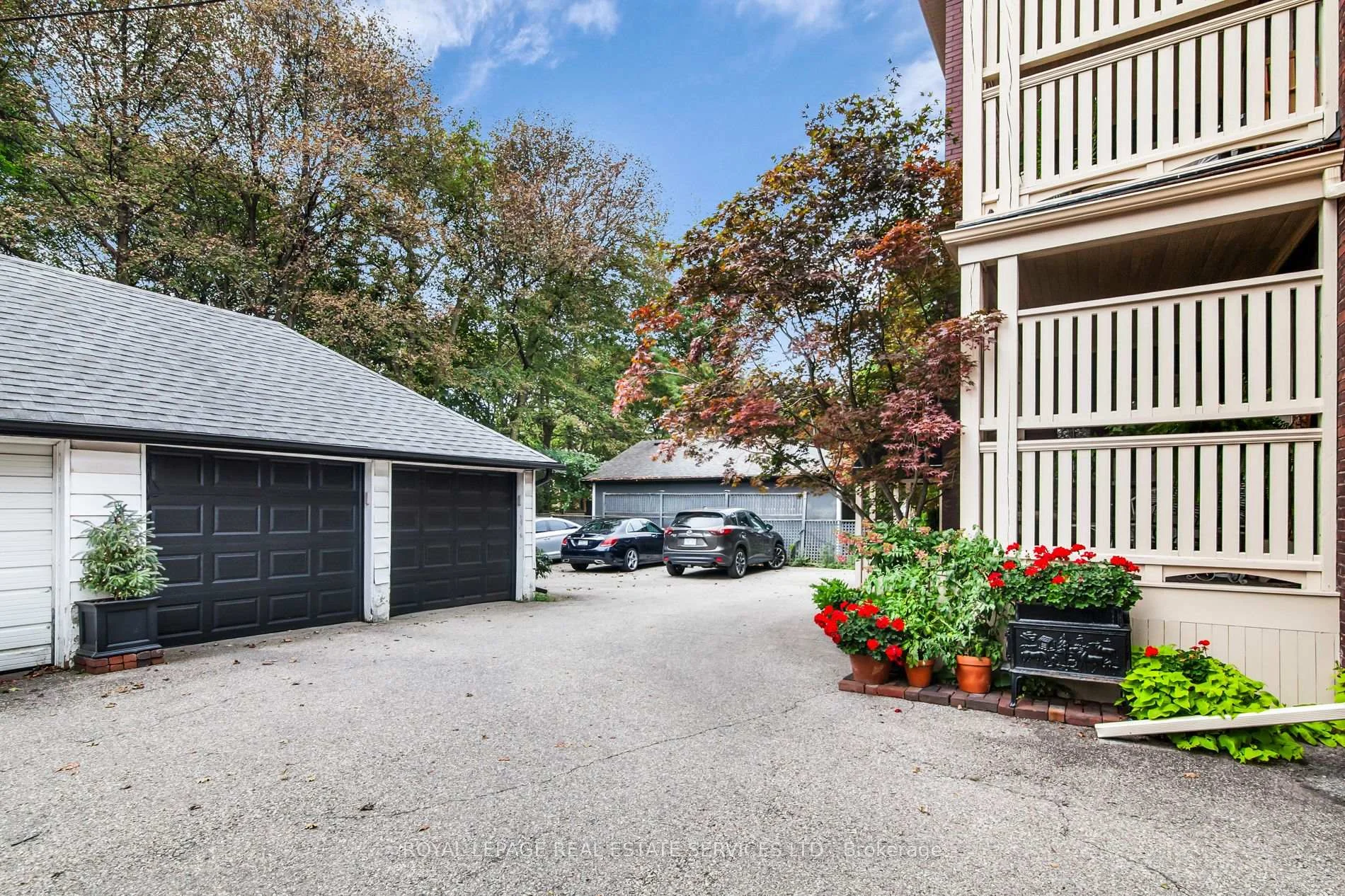 Photo 67 of Unit 2nd Floor, 113 Chaplin Crescent, Toronto, Forest Hill South — HOMEH