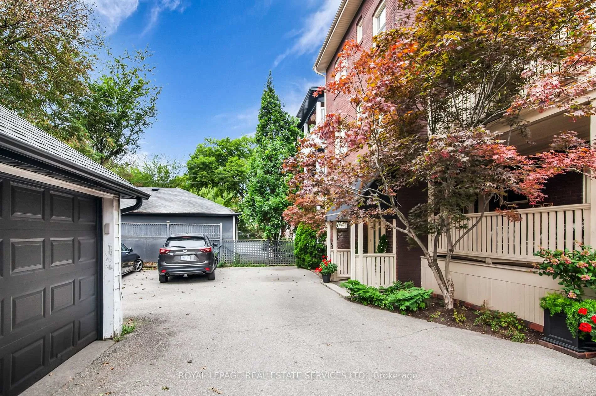 Photo 71 of Unit 2nd Floor, 113 Chaplin Crescent, Toronto, Forest Hill South — HOMEH