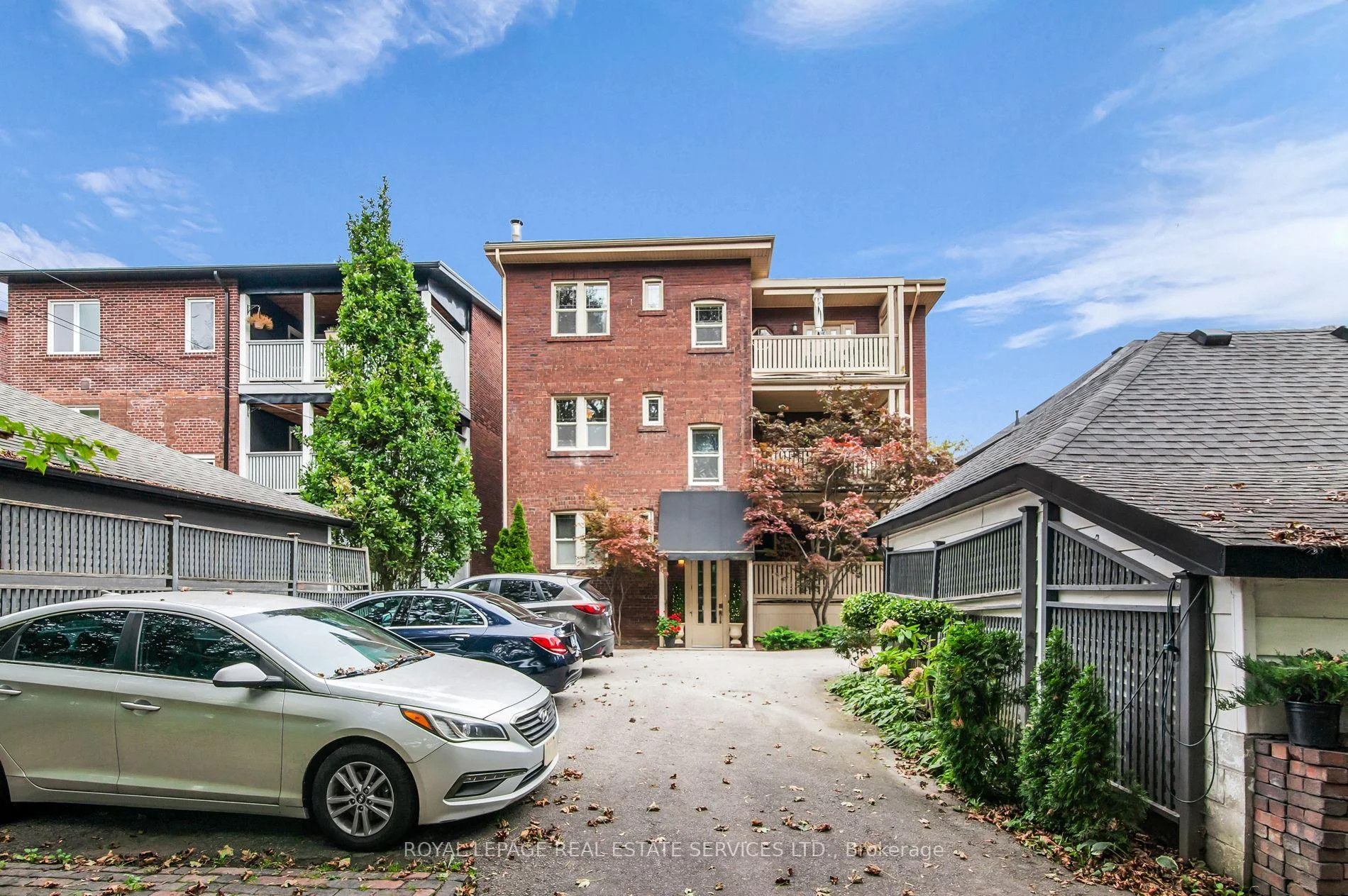 Photo 81 of Unit 2nd Floor, 113 Chaplin Crescent, Toronto, Forest Hill South — HOMEH