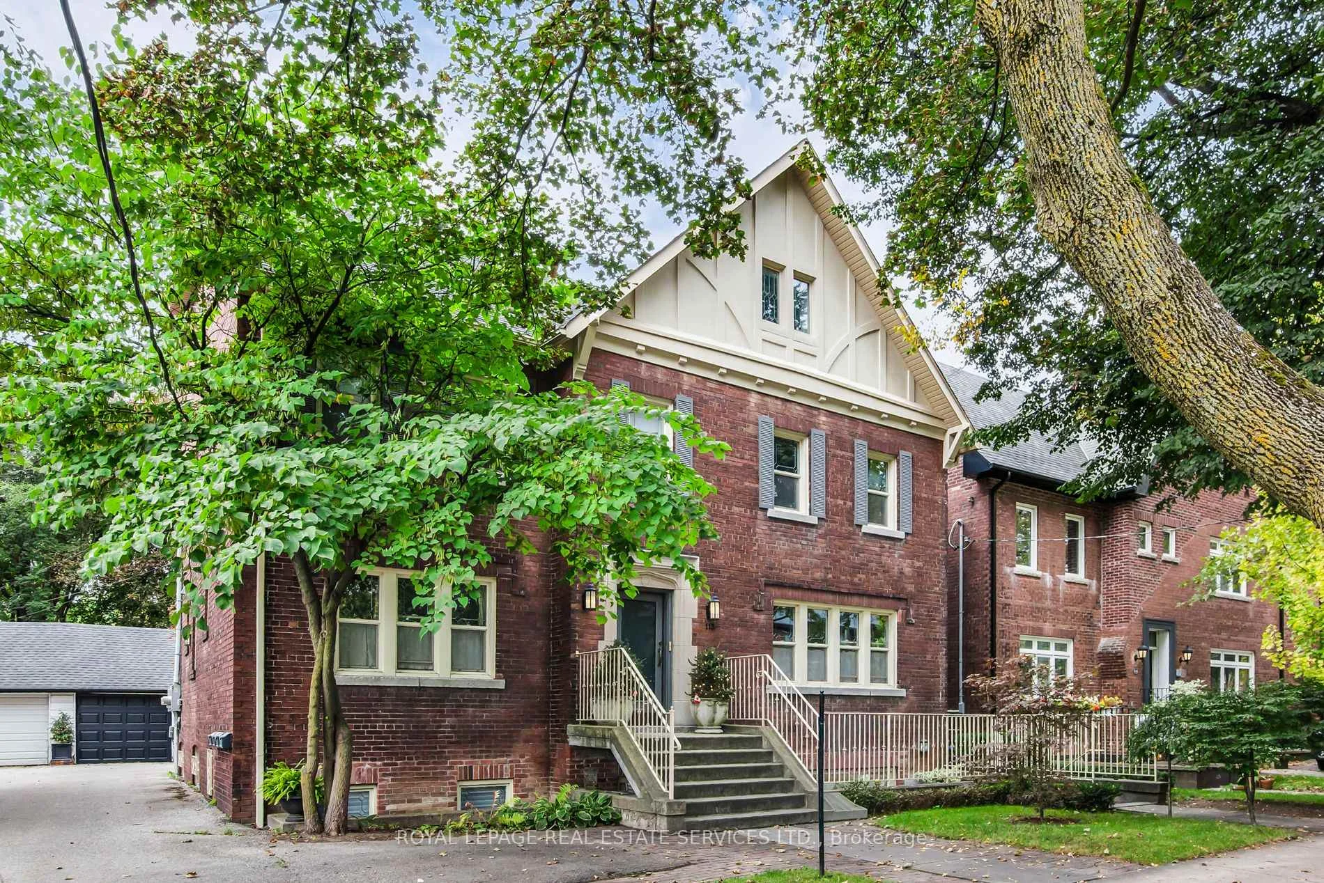 Photo 85 of Unit 2nd Floor, 113 Chaplin Crescent, Toronto, Forest Hill South — HOMEH
