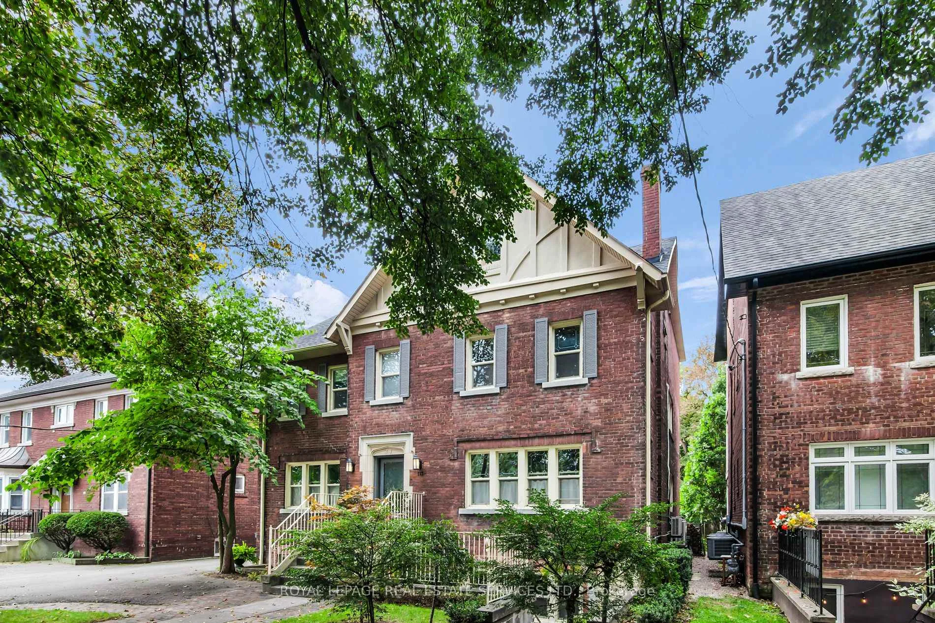 Photo 89 of Unit 2nd Floor, 113 Chaplin Crescent, Toronto, Forest Hill South — HOMEH