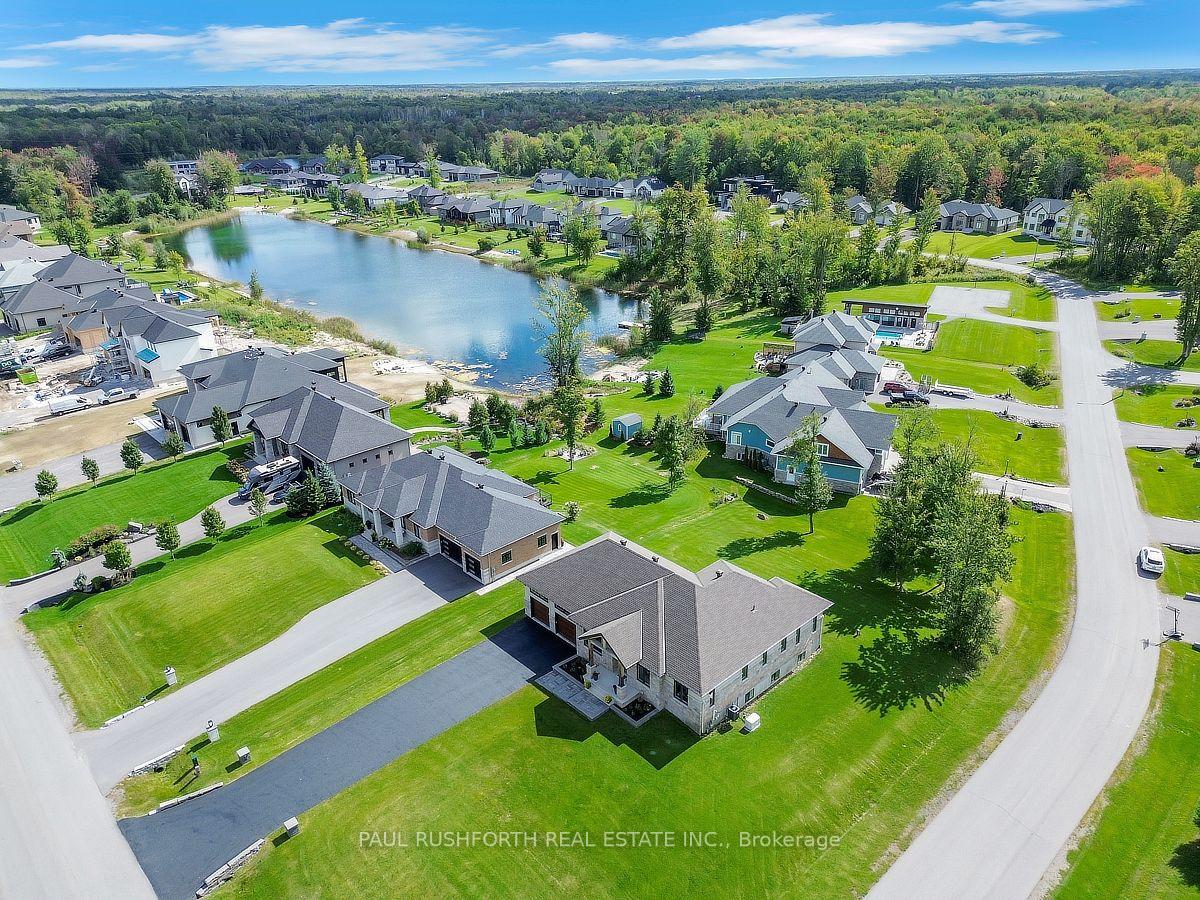 Photo 3 of 384 Shoreway Drive, Ottawa, Greely — HOMEH