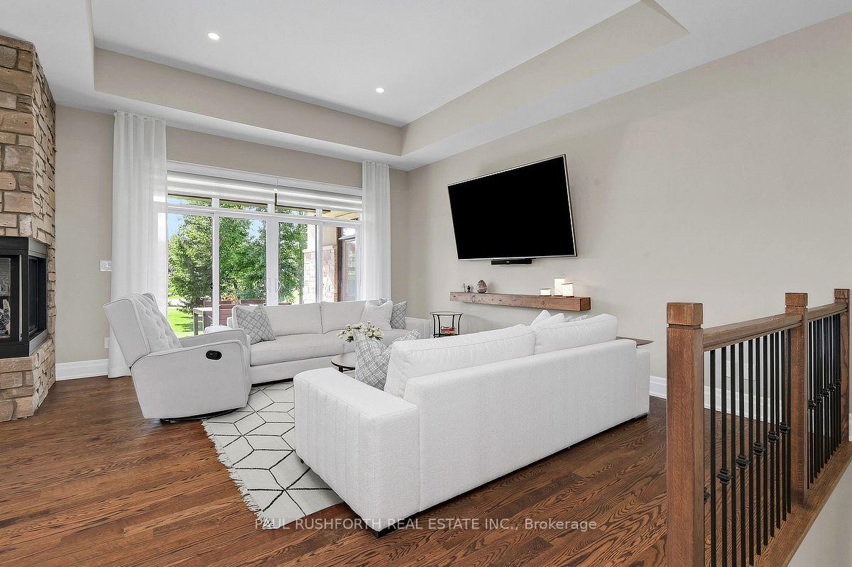 Photo 8 of 384 Shoreway Drive, Ottawa, Greely — HOMEH