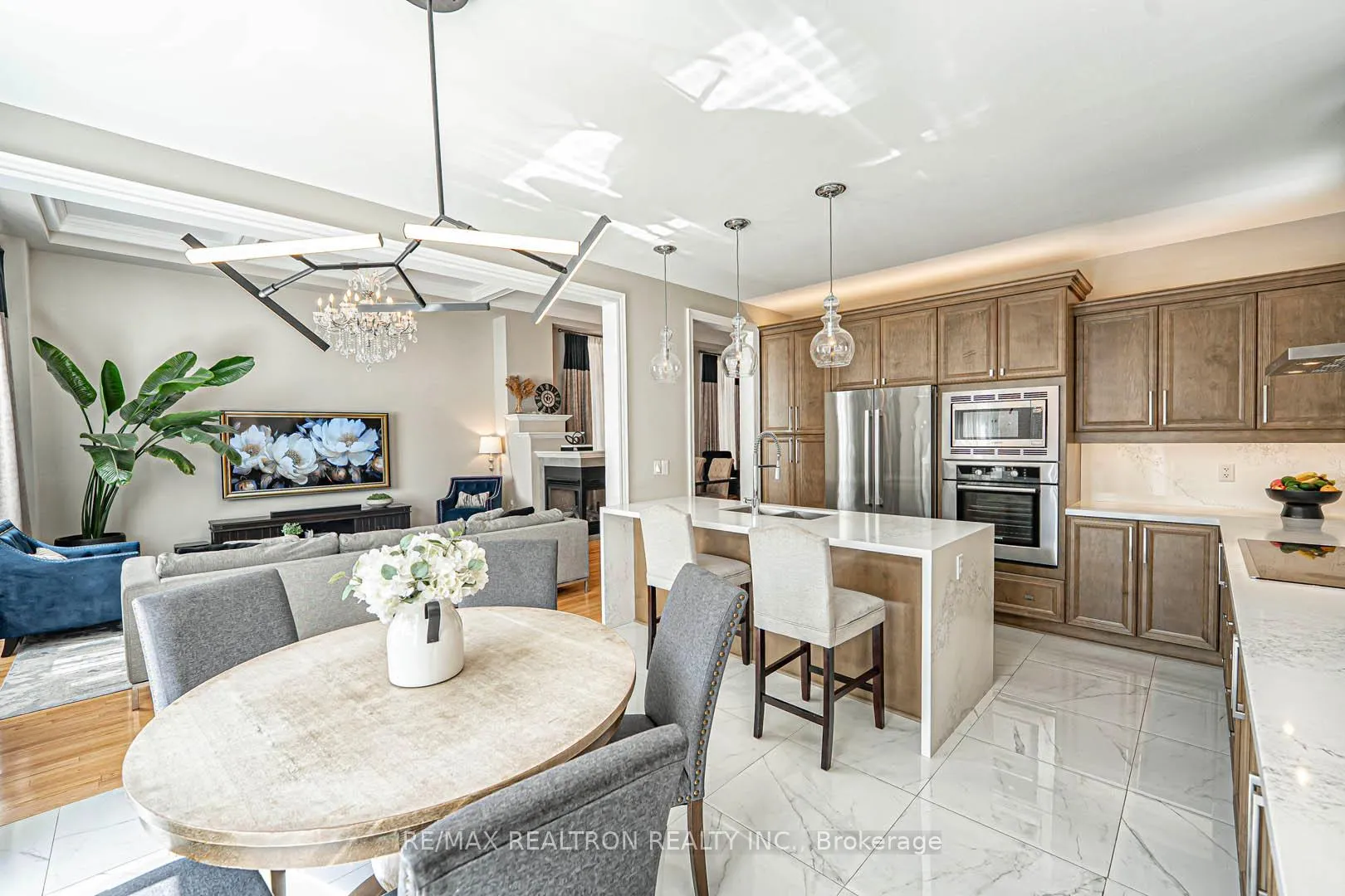 Photo 12 of 64 Gorman Avenue, Vaughan, Vellore Village — HOMEH