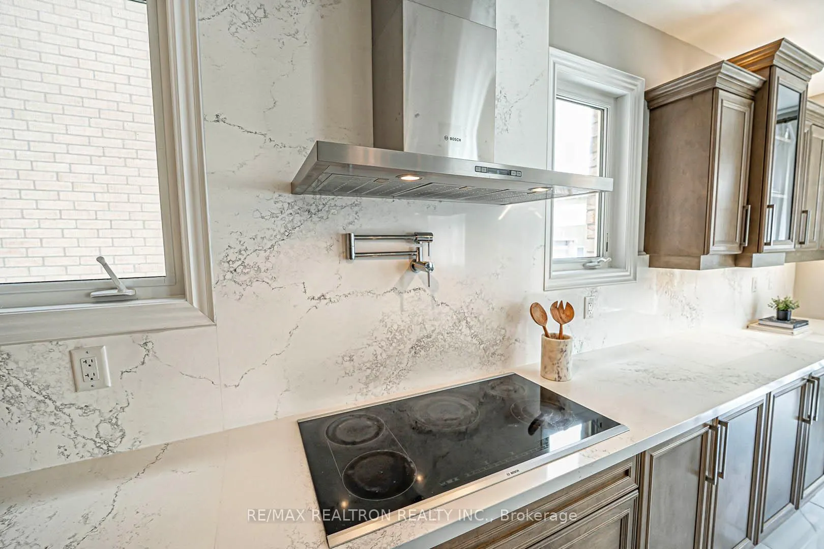 Photo 15 of 64 Gorman Avenue, Vaughan, Vellore Village — HOMEH