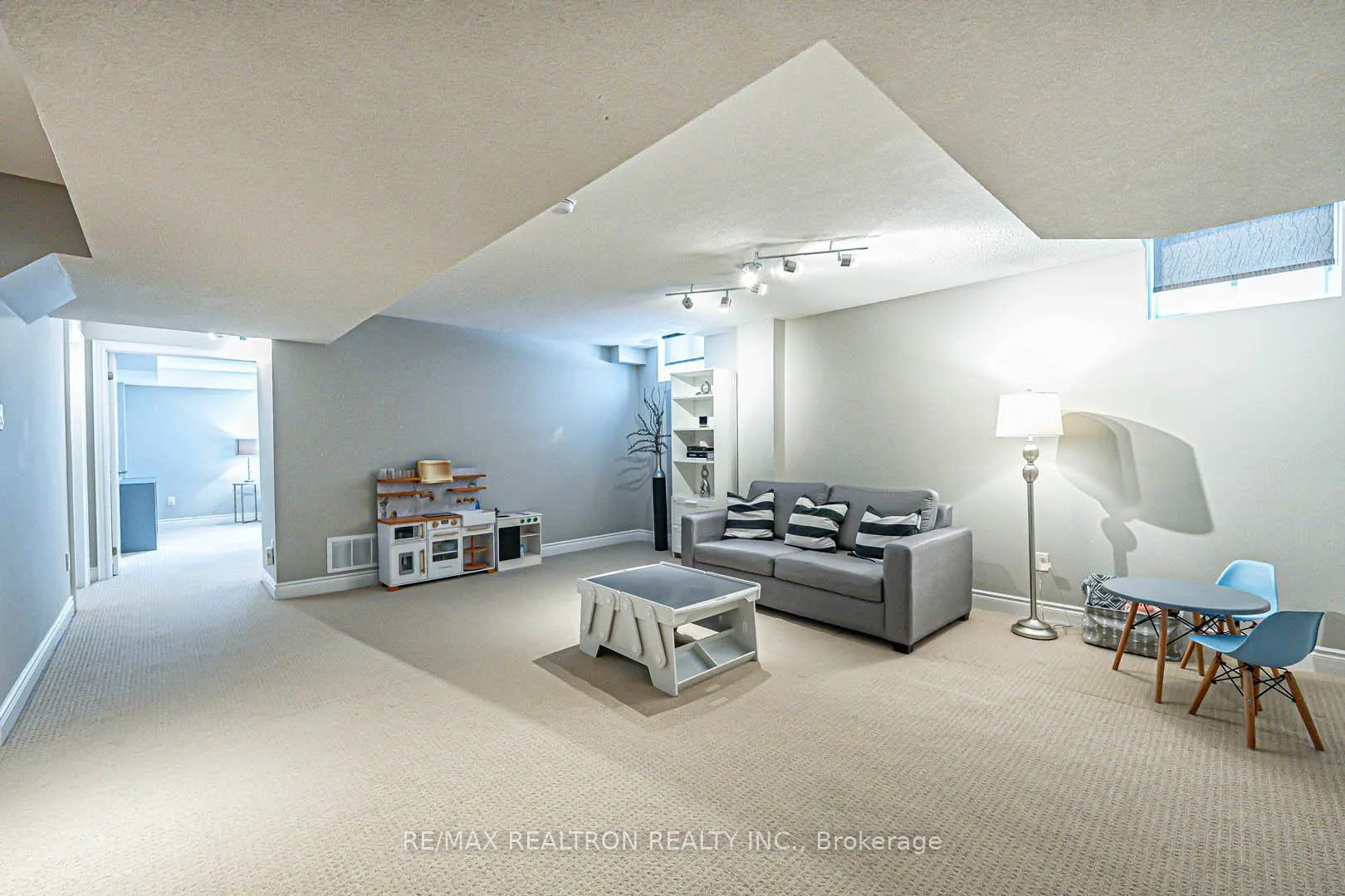 Photo 33 of 64 Gorman Avenue, Vaughan, Vellore Village — HOMEH