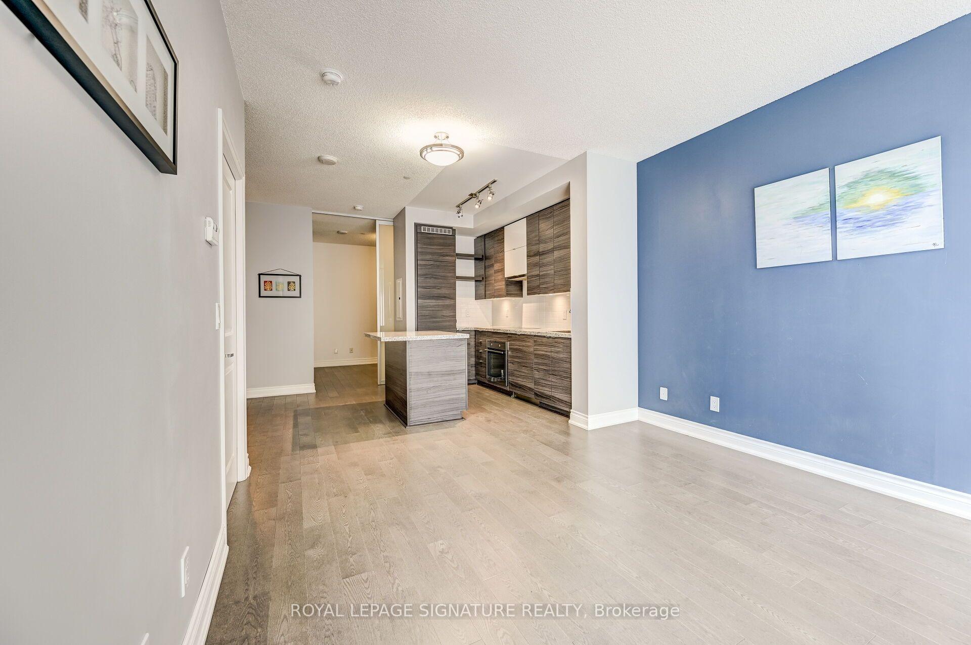 Photo 8 of Unit 710, 59 Annie Craig Drive, Etobicoke, Mimico — HOMEH