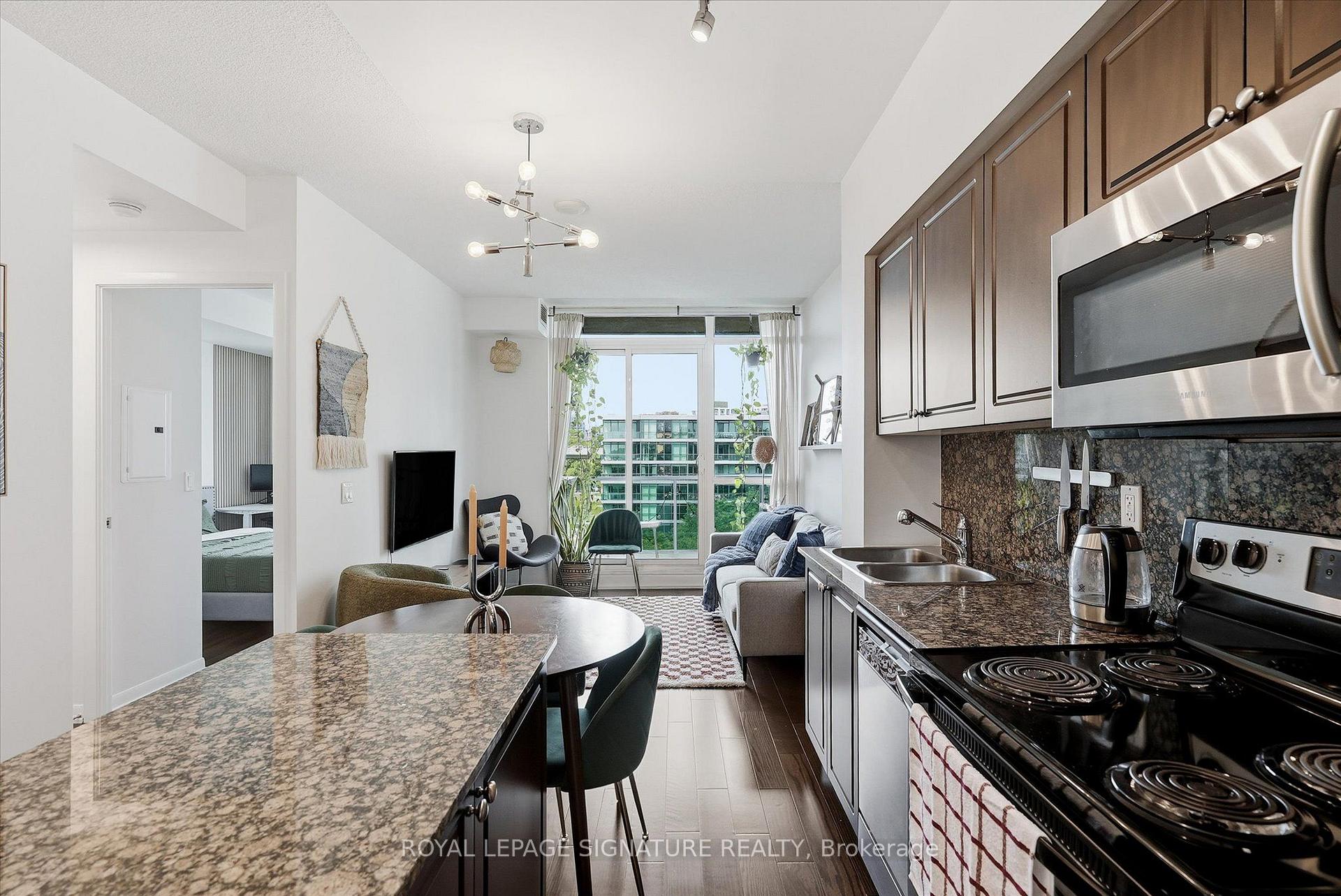 Photo 1 of Unit 711, 215 Fort York Boulevard, Toronto, Niagara — HOMEH