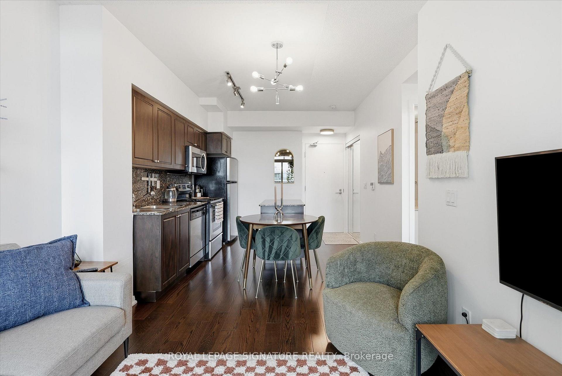 Photo 15 of Unit 711, 215 Fort York Boulevard, Toronto, Niagara — HOMEH