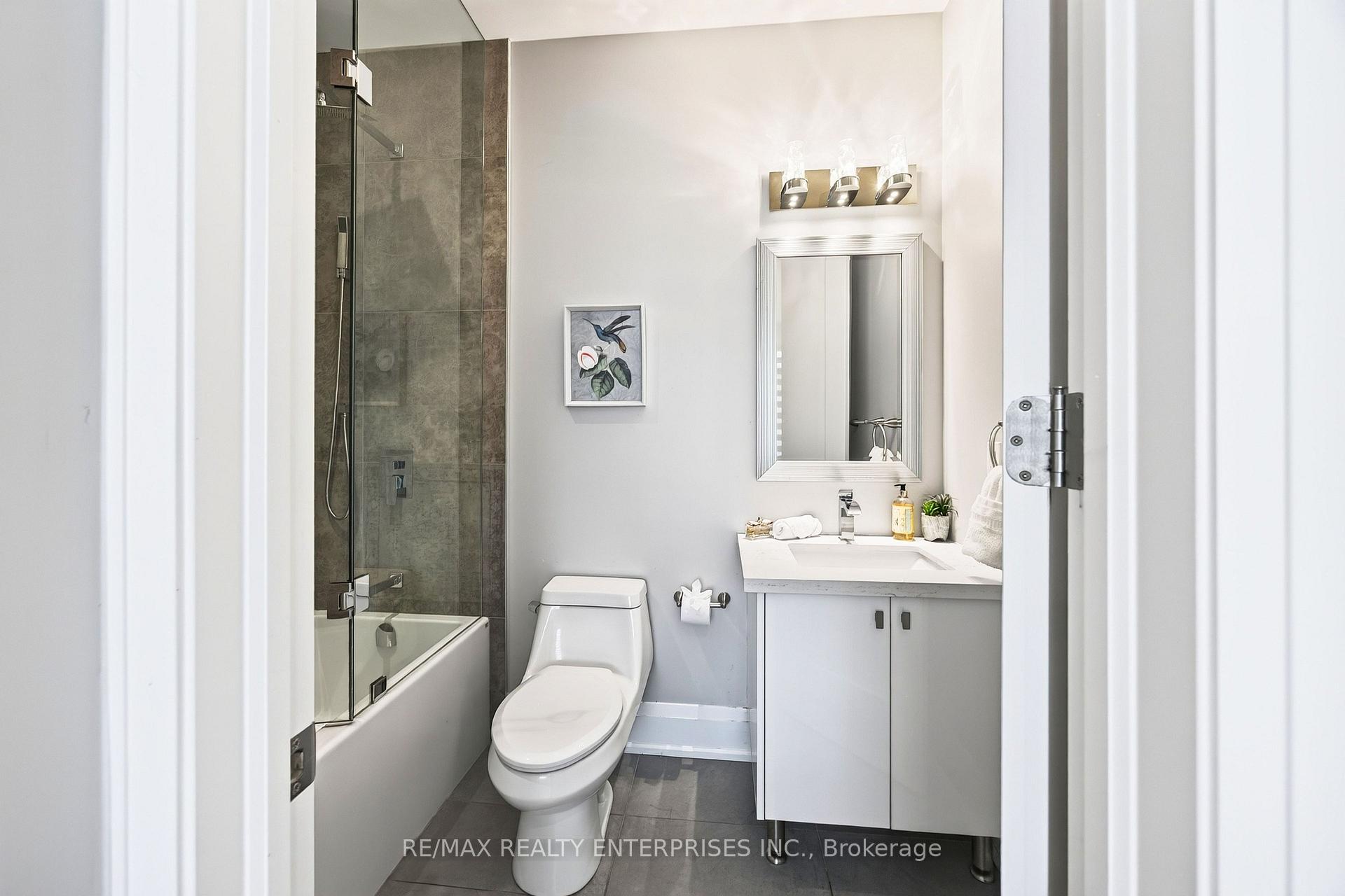 Photo 27 of 36B Pine Avenue, Mississauga, Port Credit — HOMEH