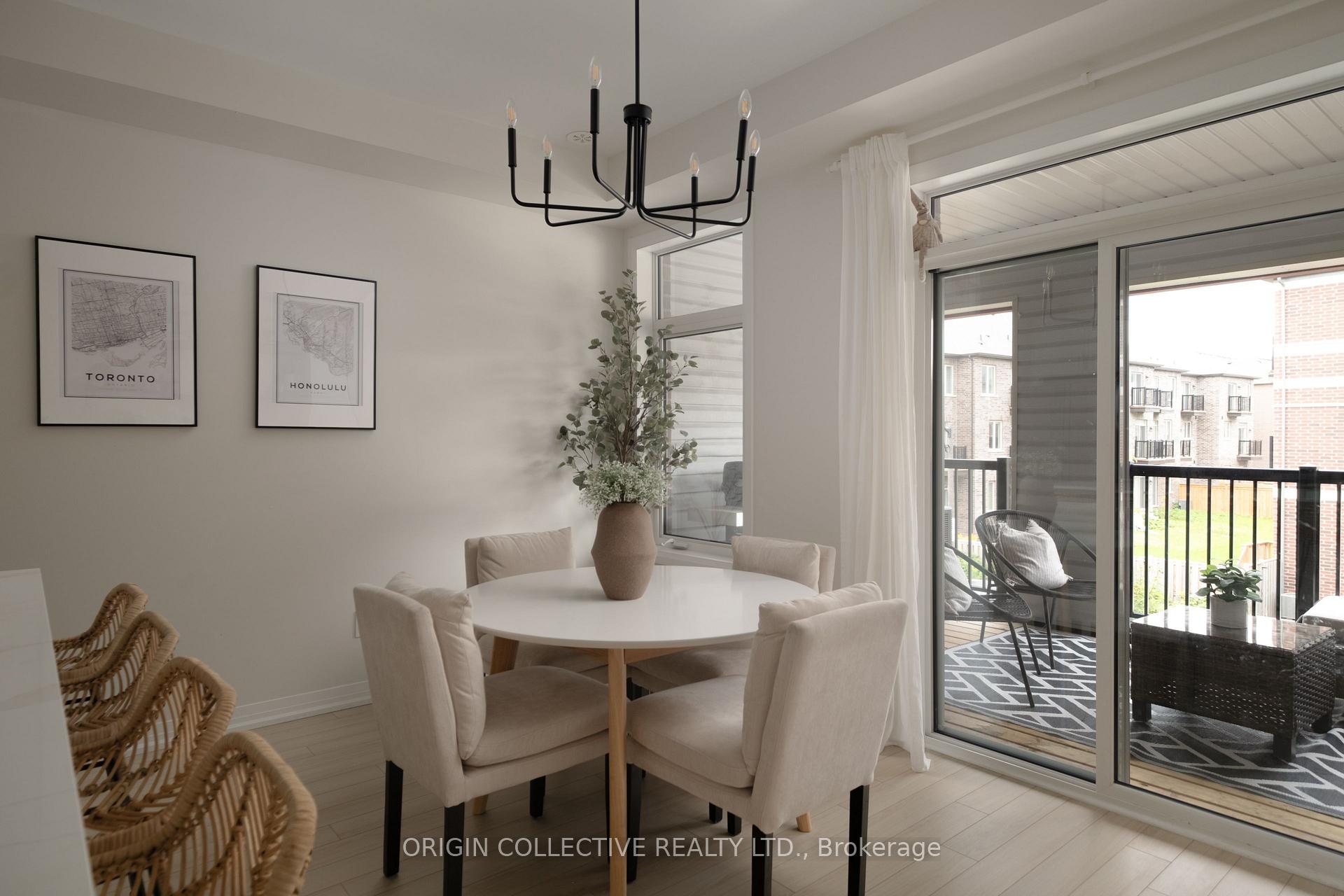 Photo 5 of 45 Carneros Way N, Markham, Cedar Grove — HOMEH