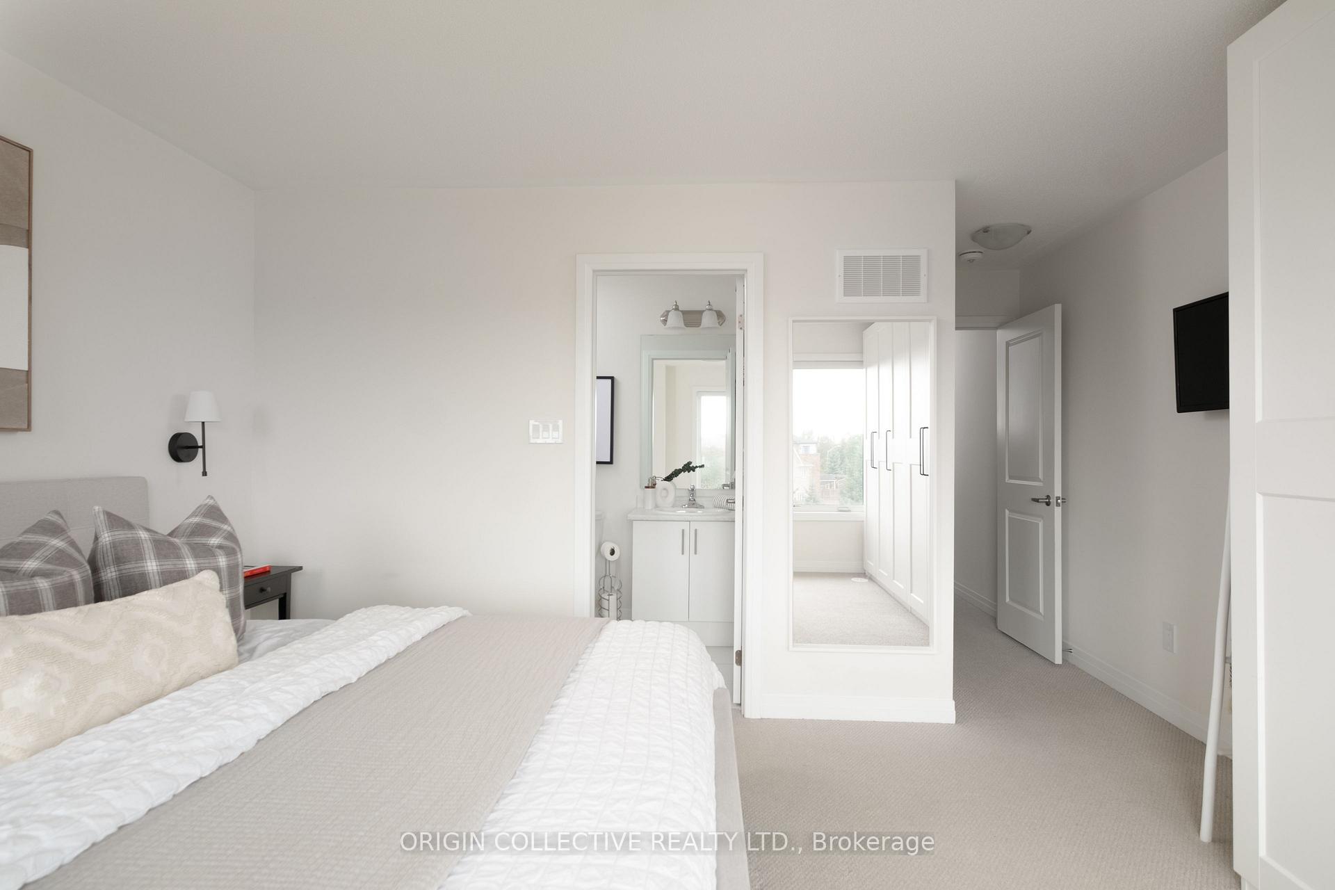Photo 21 of 45 Carneros Way N, Markham, Cedar Grove — HOMEH