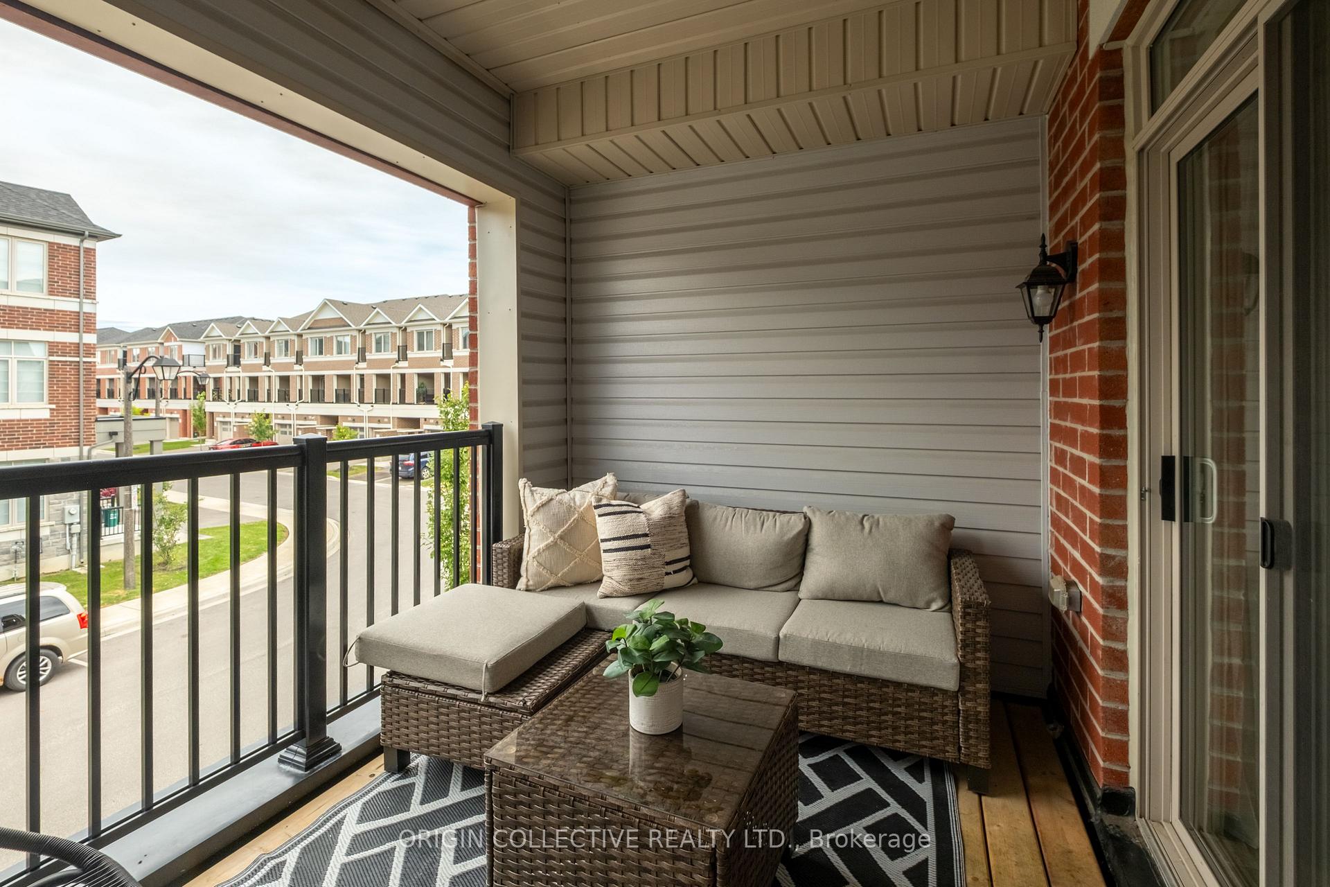 Photo 39 of 45 Carneros Way N, Markham, Cedar Grove — HOMEH