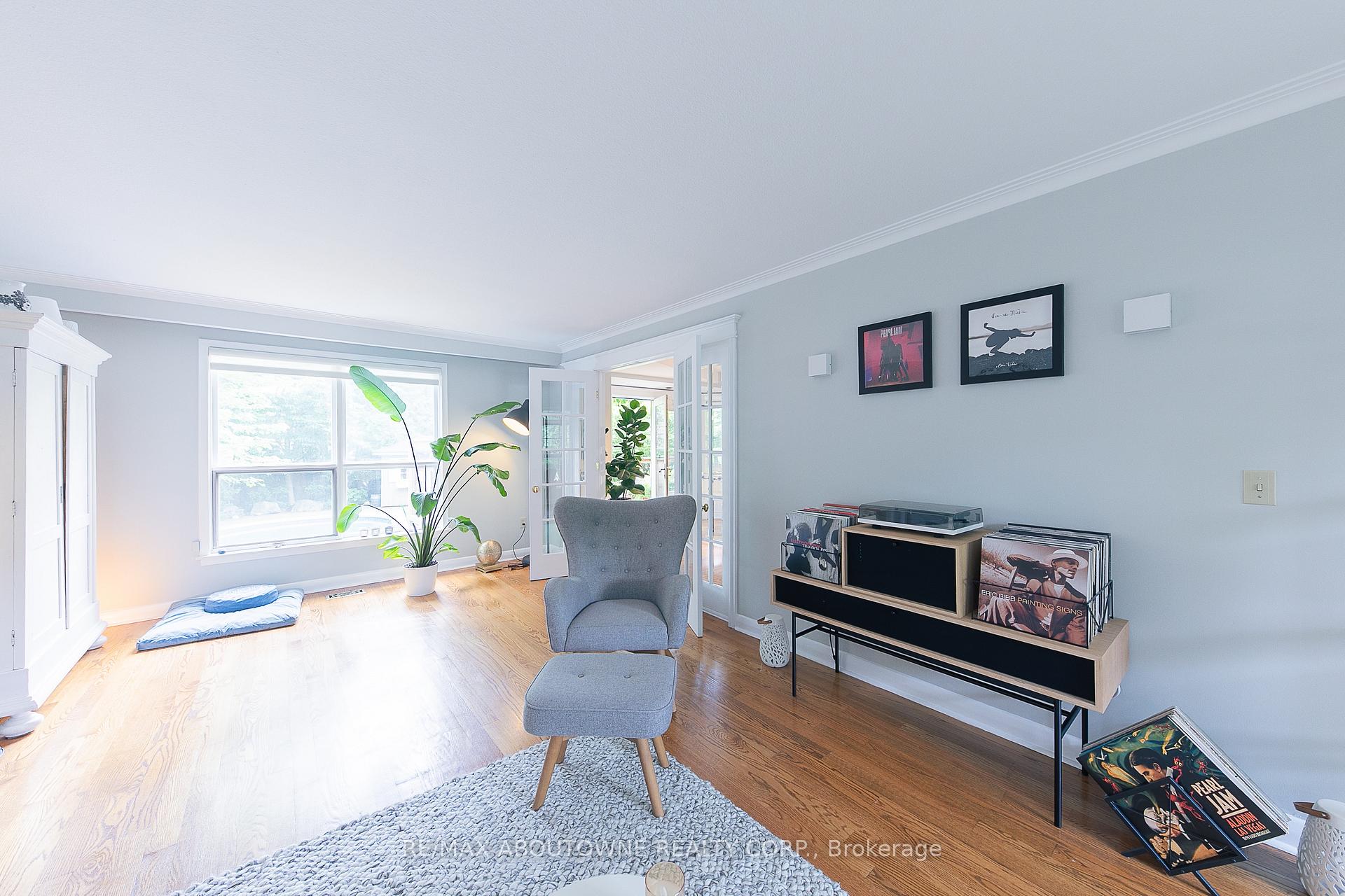 Photo 9 of 1290 Braeside Drive, Oakville, Morrison — HOMEH