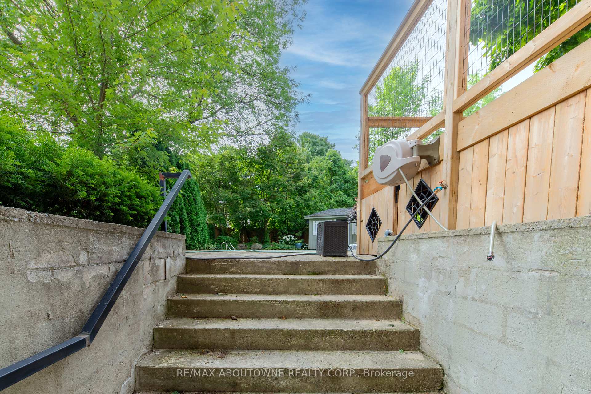 Photo 36 of 1290 Braeside Drive, Oakville, Morrison — HOMEH