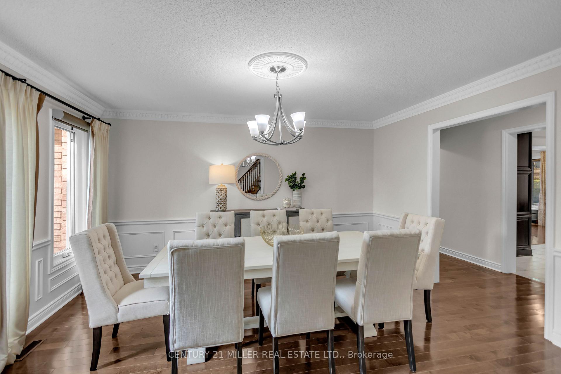 Photo 10 of 1398 Winterberry Drive, Burlington, Tyandaga — HOMEH