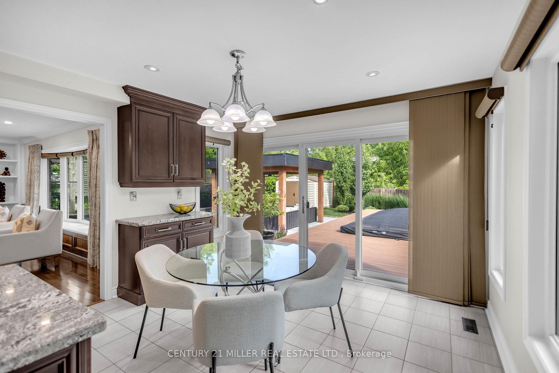 Photo 16 of 1398 Winterberry Drive, Burlington, Tyandaga — HOMEH