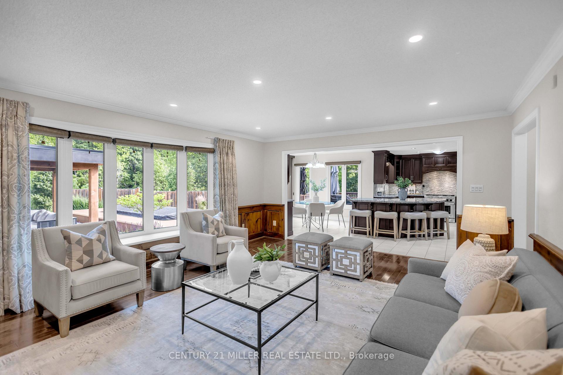 Photo 19 of 1398 Winterberry Drive, Burlington, Tyandaga — HOMEH