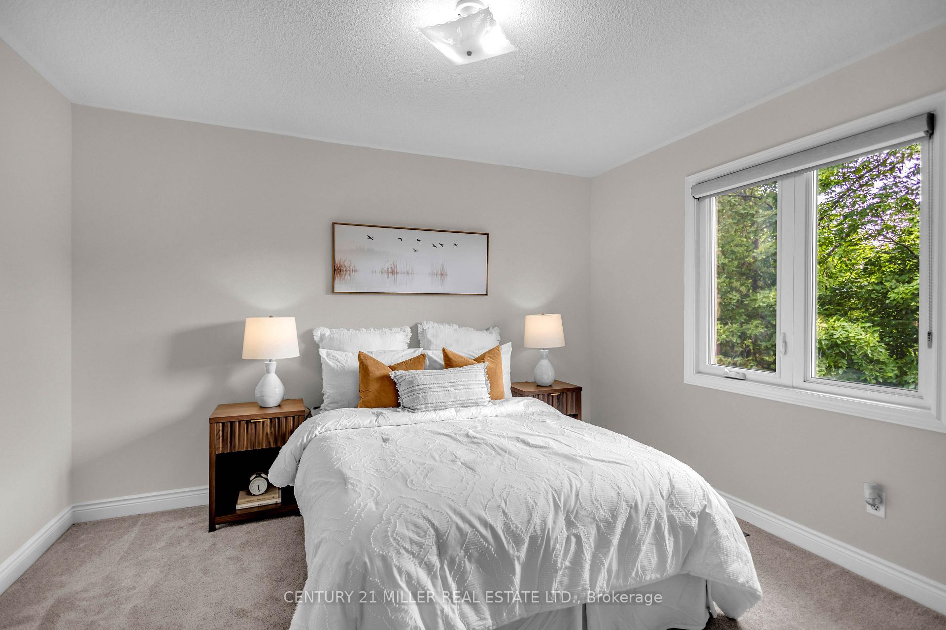 Photo 29 of 1398 Winterberry Drive, Burlington, Tyandaga — HOMEH