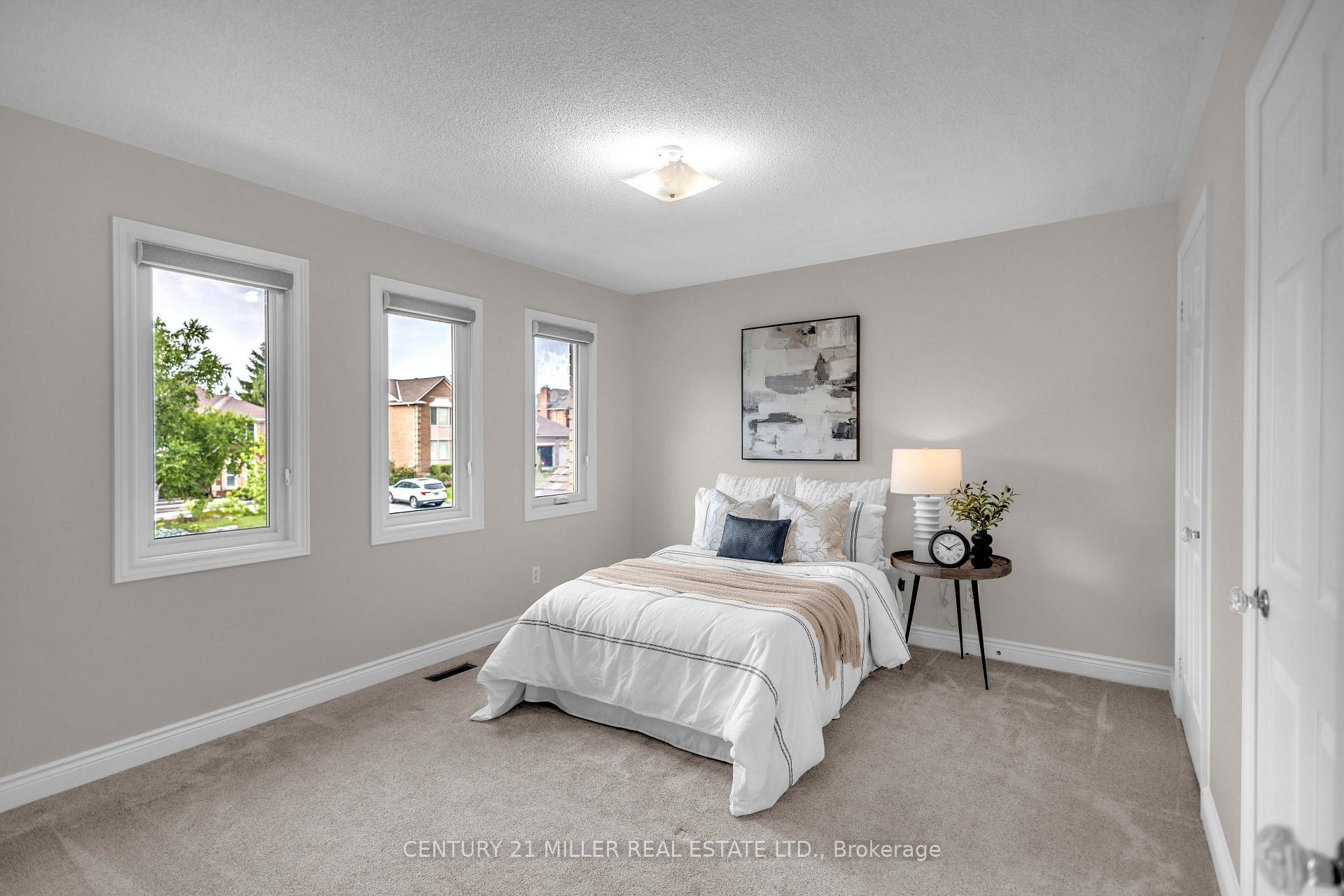 Photo 30 of 1398 Winterberry Drive, Burlington, Tyandaga — HOMEH