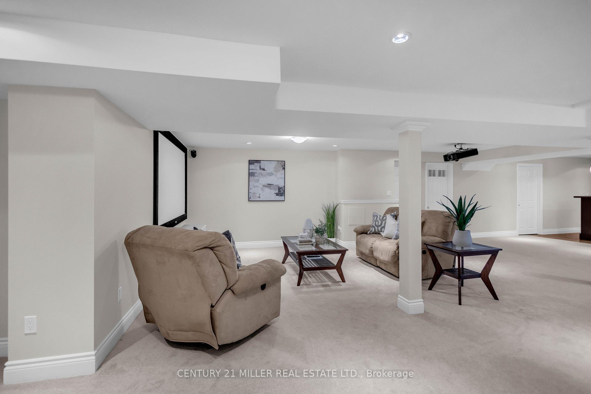 Photo 34 of 1398 Winterberry Drive, Burlington, Tyandaga — HOMEH