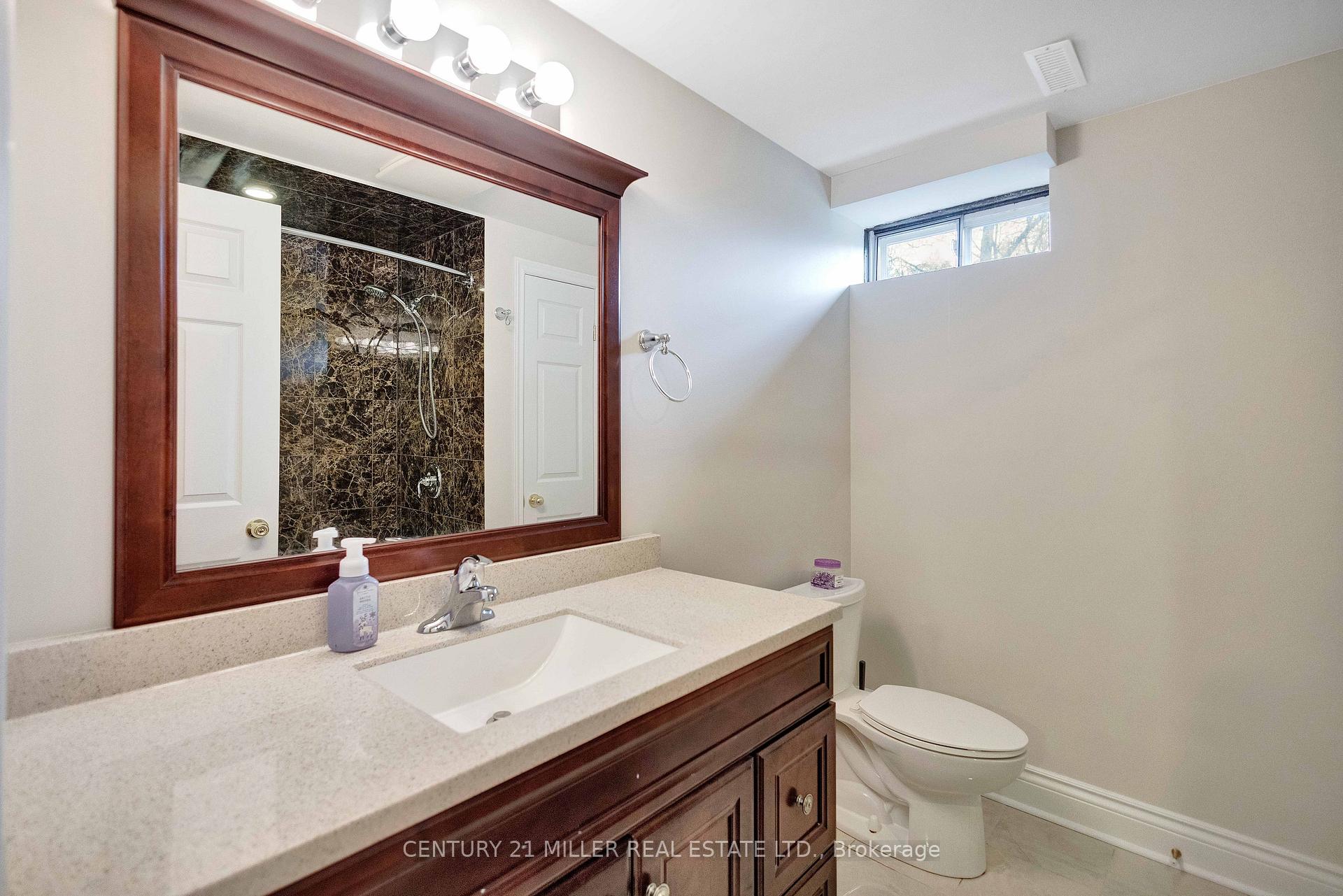 Photo 39 of 1398 Winterberry Drive, Burlington, Tyandaga — HOMEH