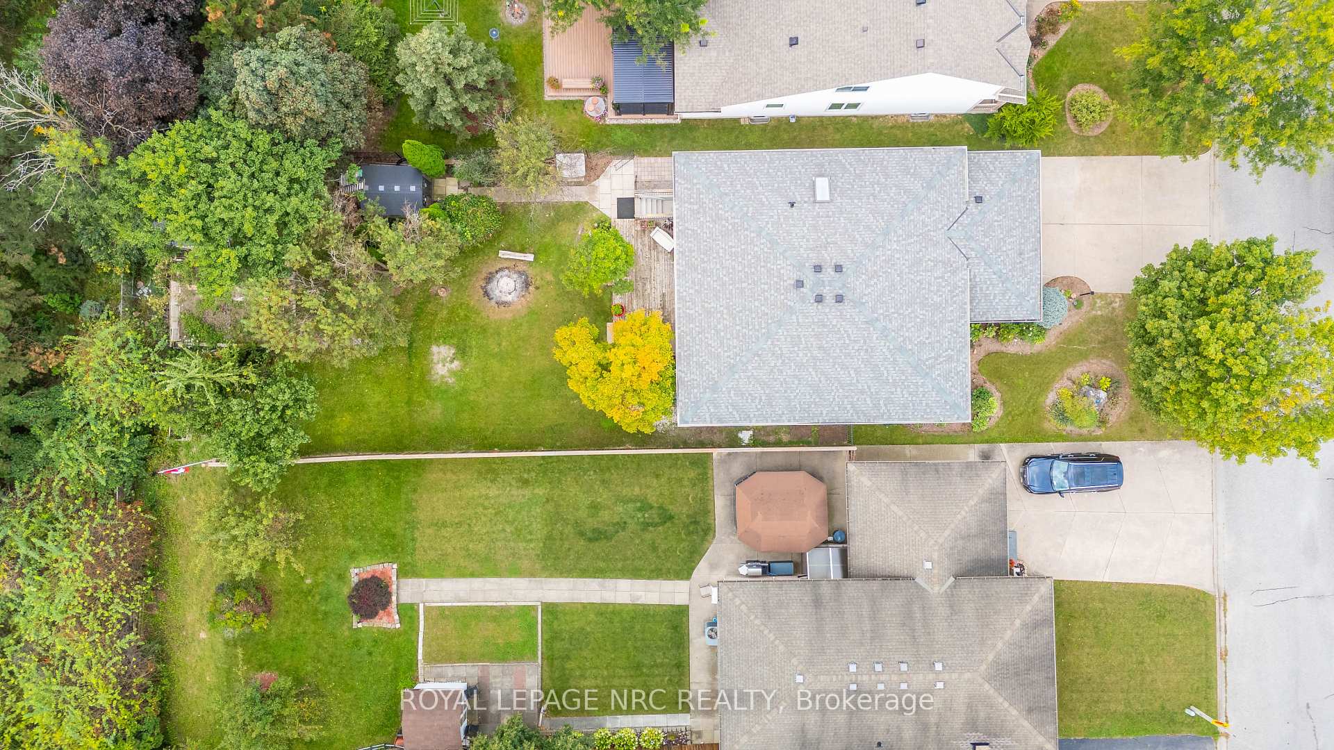 Photo 43 of 39 West Farmington Drive, St. Catharines, Grapeview — HOMEH
