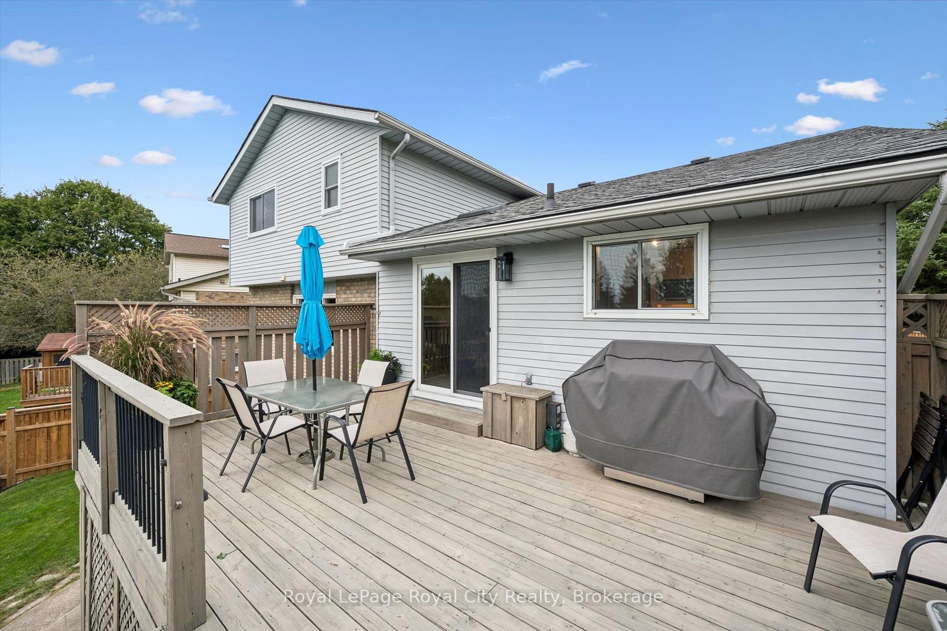 Photo 37 of 32 Thornhill Drive, Guelph, Willow West/Sugarbush/West Acres — HOMEH