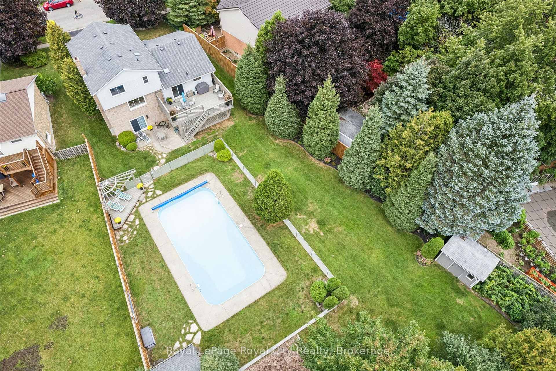 Photo 41 of 32 Thornhill Drive, Guelph, Willow West/Sugarbush/West Acres — HOMEH
