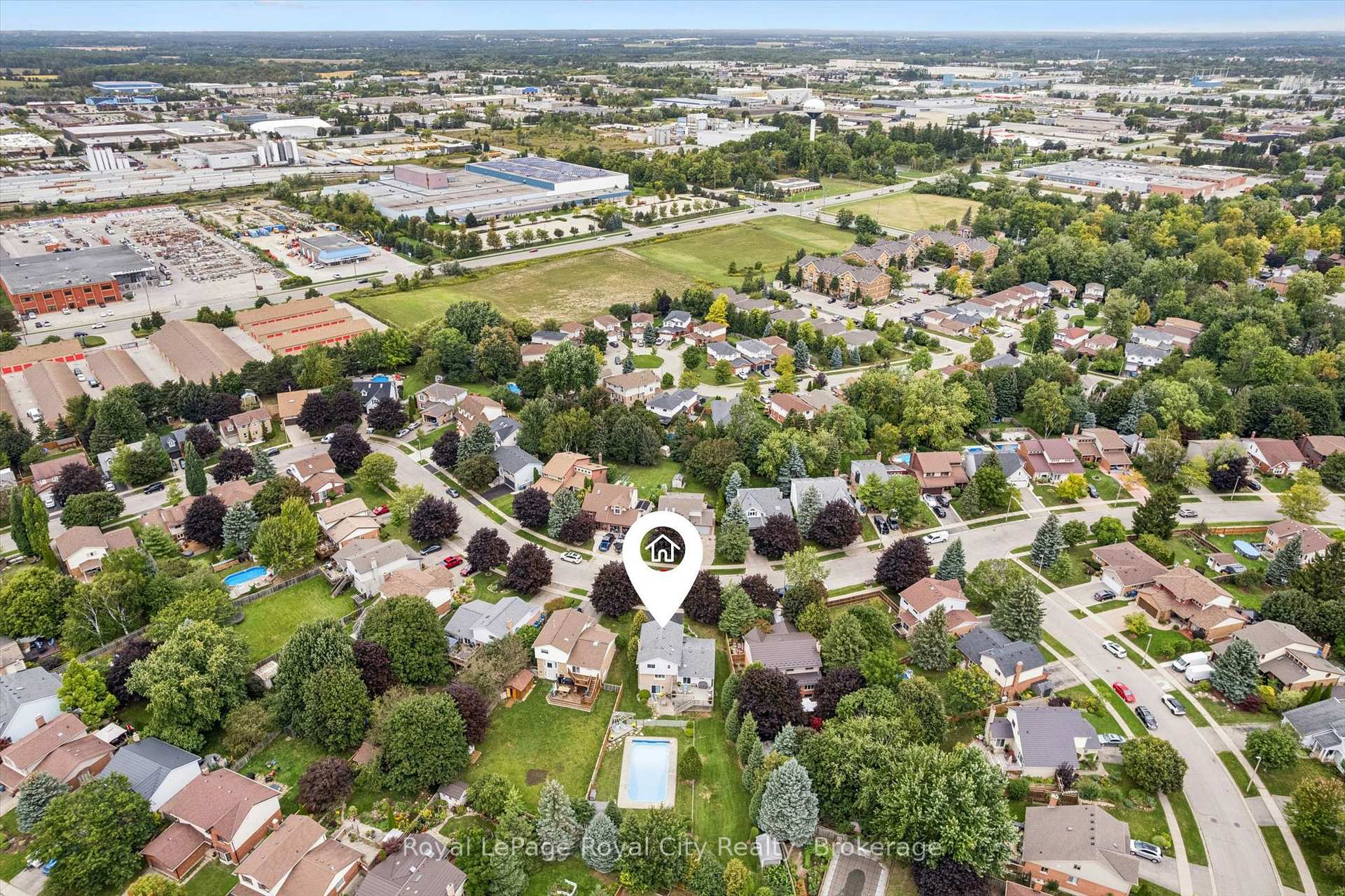 Photo 43 of 32 Thornhill Drive, Guelph, Willow West/Sugarbush/West Acres — HOMEH