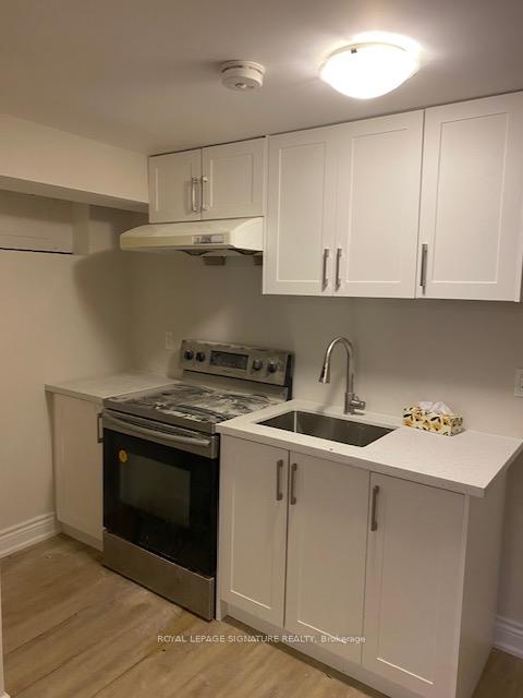 Photo 2 of Unit Lower, 41 Ravengloss Drive, Markham, German Mills — HOMEH