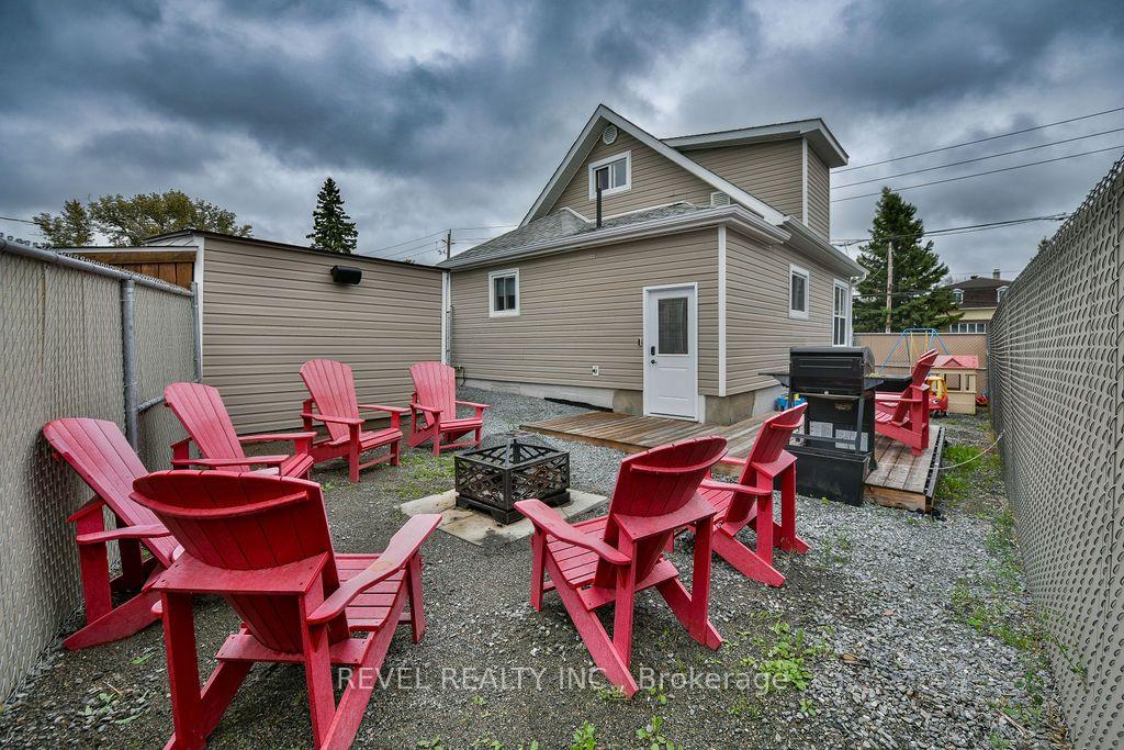 Photo 6 of 583 Maclean Drive, Timmins, TNW - Upper Melrose — HOMEH