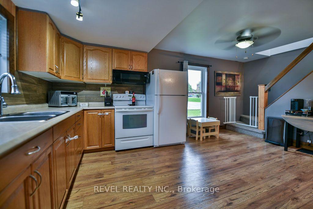 Photo 11 of 583 Maclean Drive, Timmins, TNW - Upper Melrose — HOMEH
