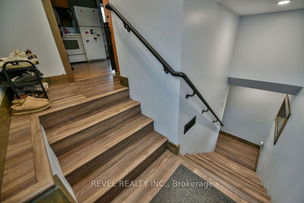 Photo 36 of 583 Maclean Drive, Timmins, TNW - Upper Melrose — HOMEH