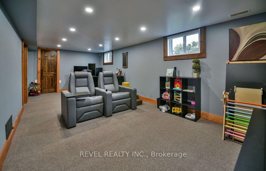Photo 40 of 583 Maclean Drive, Timmins, TNW - Upper Melrose — HOMEH