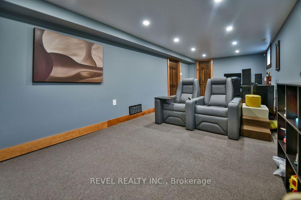 Photo 41 of 583 Maclean Drive, Timmins, TNW - Upper Melrose — HOMEH