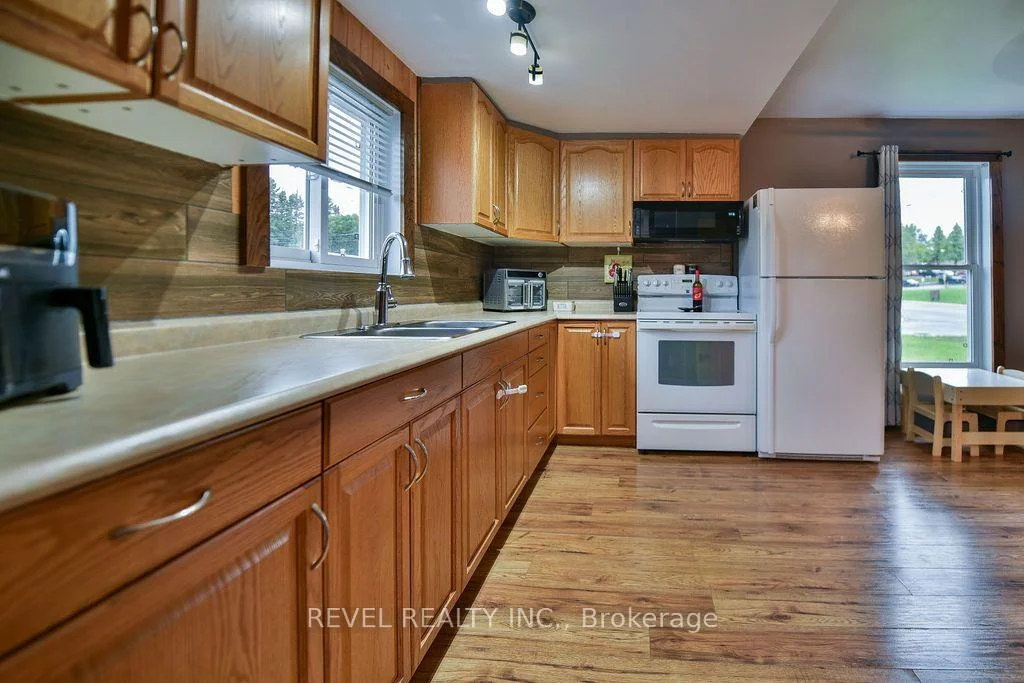 Photo 12 of 583 Maclean Drive, Timmins, TNW - Upper Melrose — HOMEH