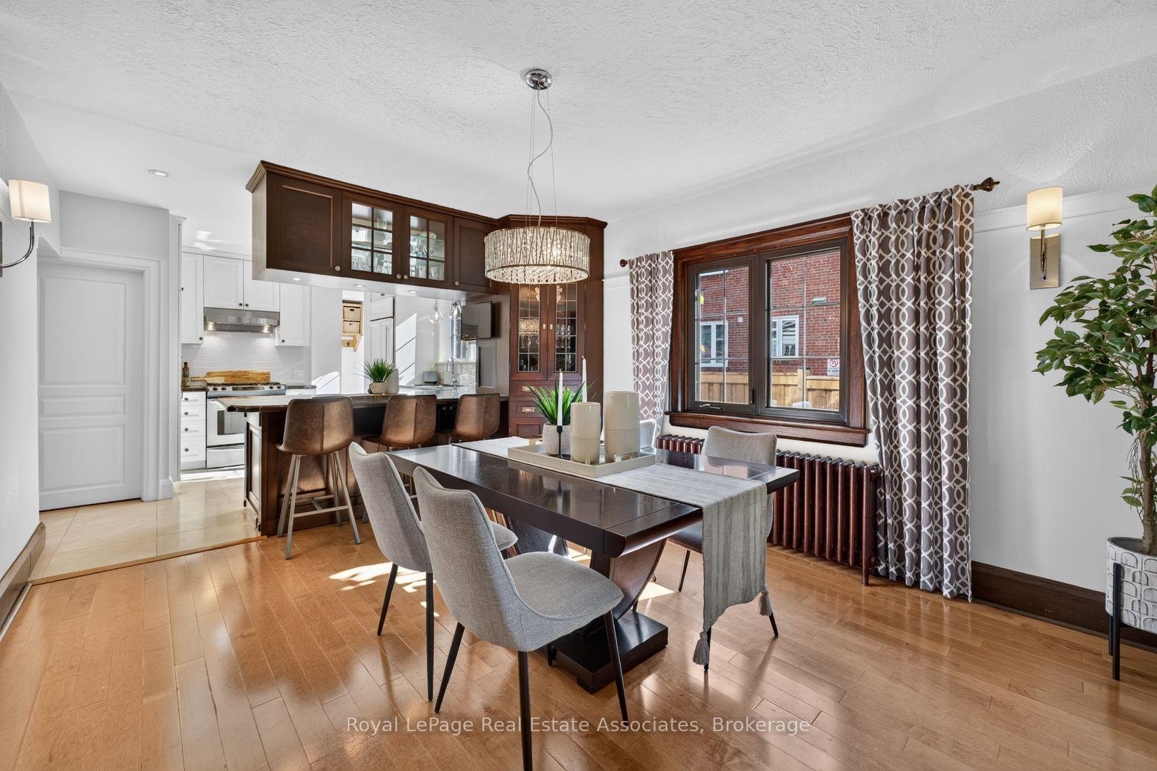 Photo 13 of 33 Ben Machree Drive, Mississauga, Port Credit — HOMEH