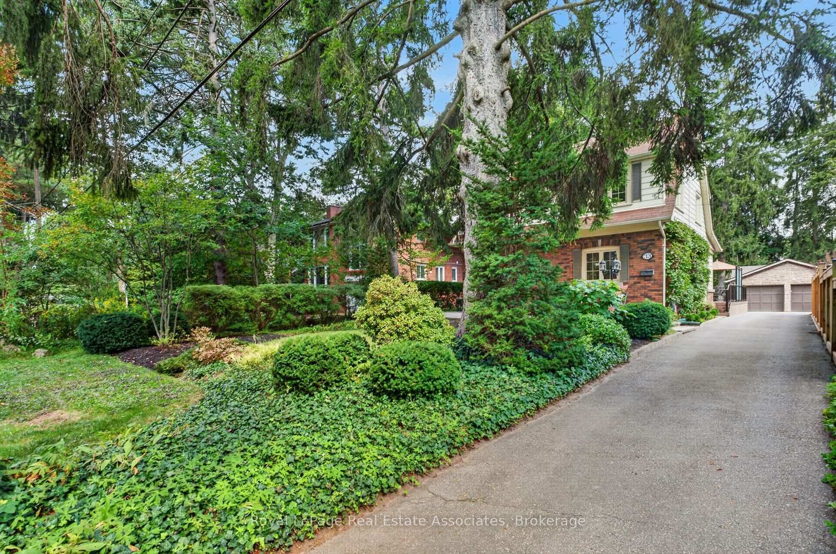 Photo 30 of 33 Ben Machree Drive, Mississauga, Port Credit — HOMEH