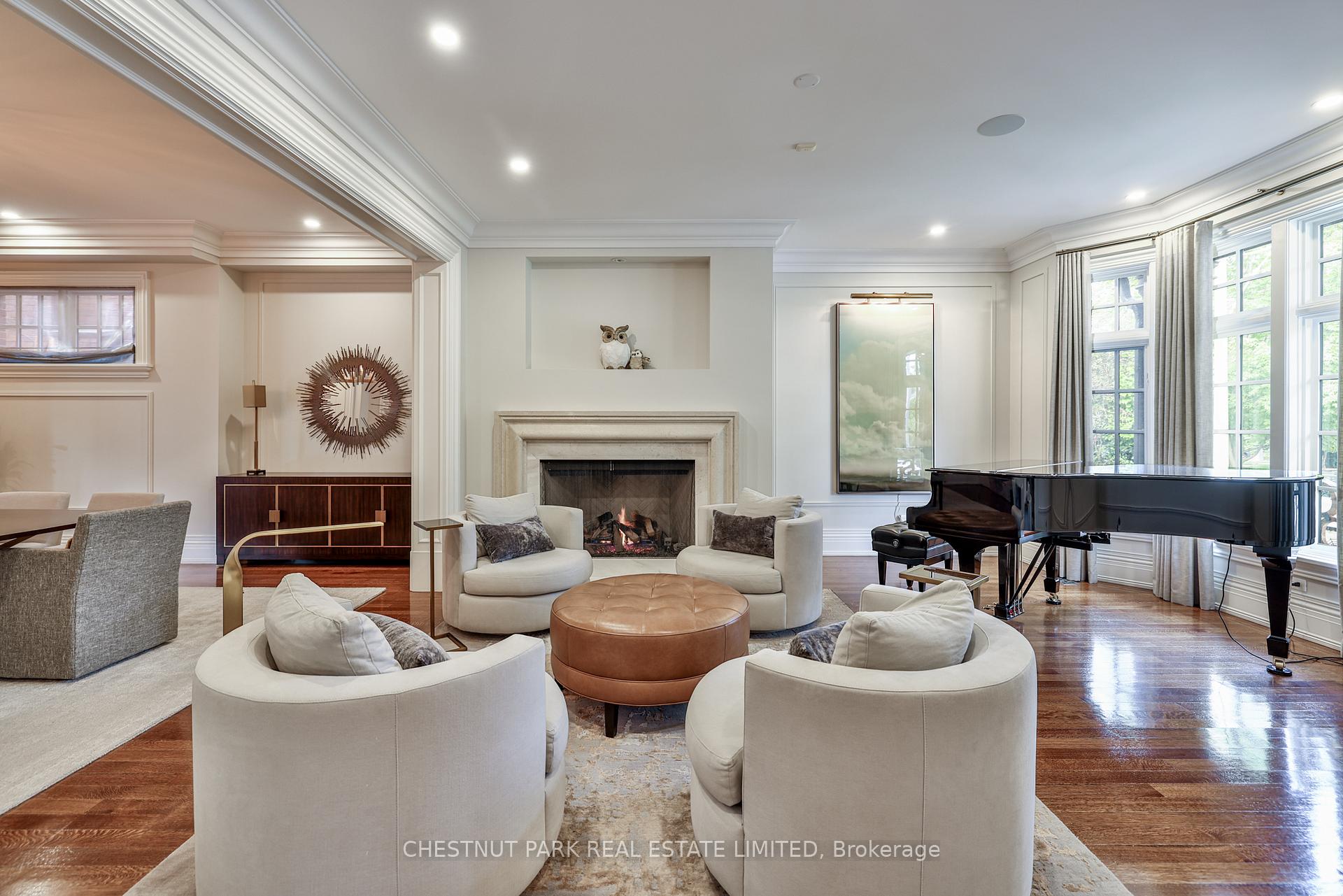 Photo 2 of 19 Whitehall Road, Toronto, Rosedale-Moore Park — HOMEH
